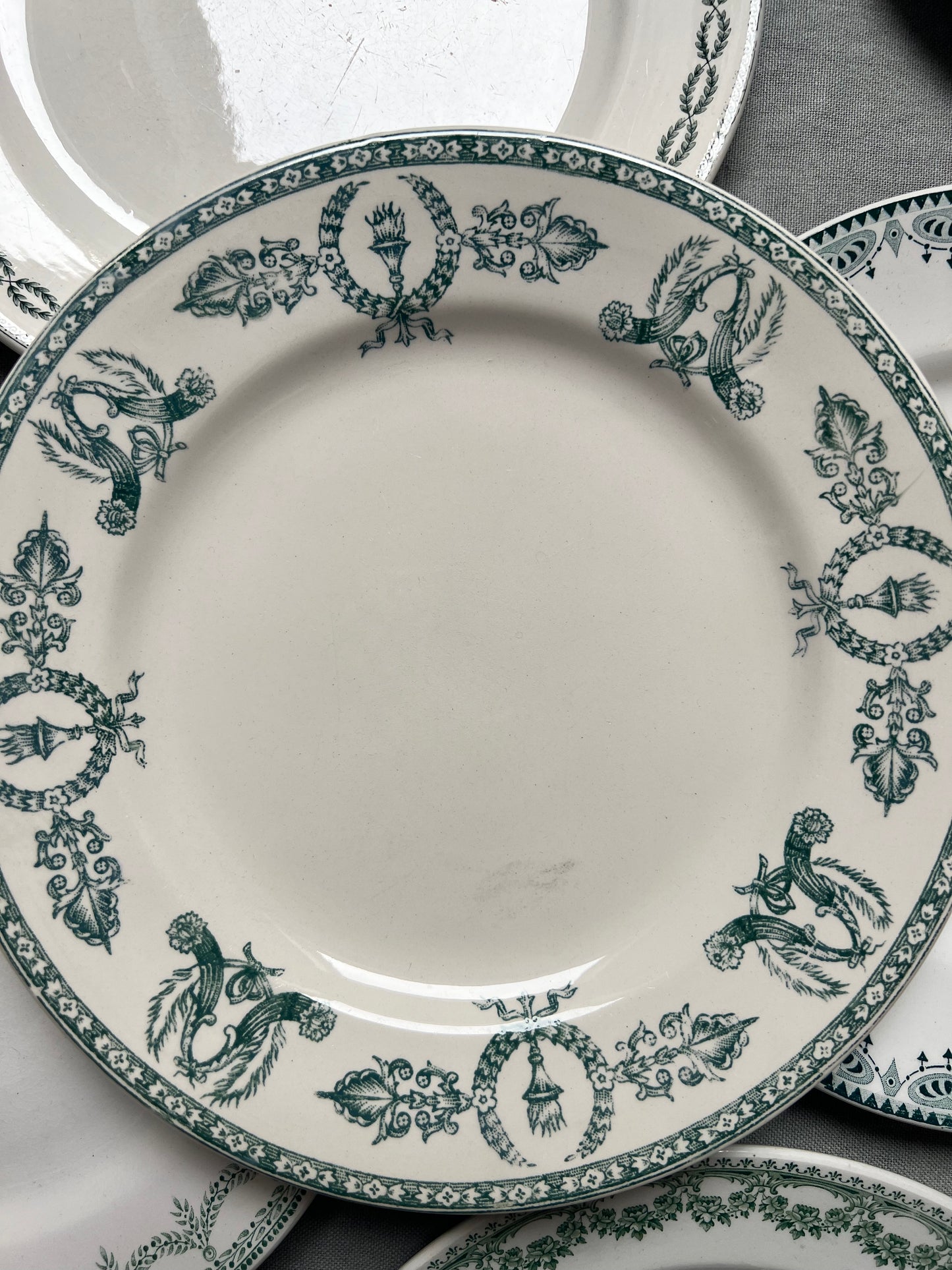 Collection Nadine - Assiettes plates